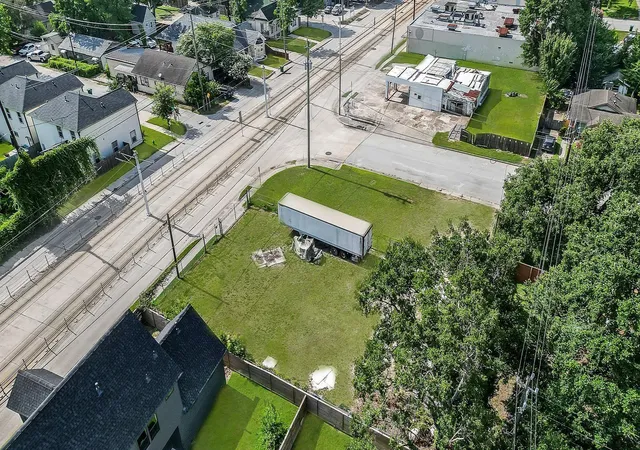 Photo 3 of Land for sale at 5510 Fulton St, Houston, TX 77009 | MLS# 53672077 | Listing updated on 2025-09-30