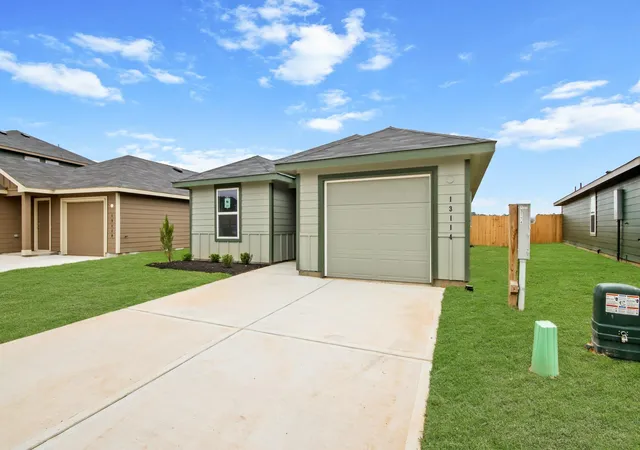 Photo 2 of Sale Pending at 13114 Mccrorey Crst Ln, Conroe, TX 77303 | MLS# 36228857 | Listing updated on 2026-08-19
