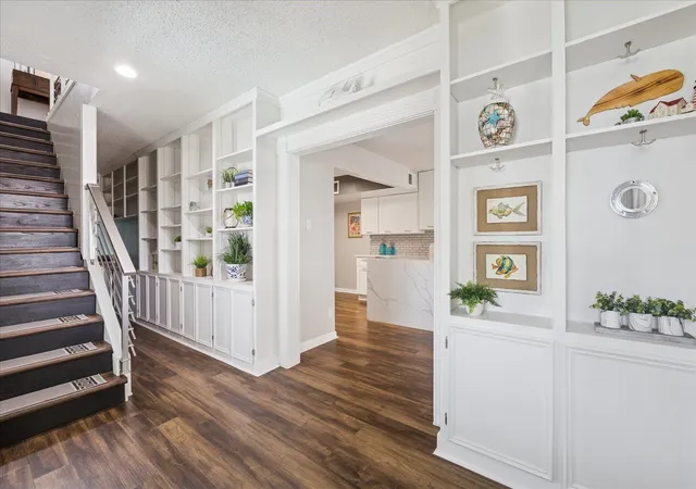 2nd image of 1330 Coral Way, Galveston, TX 77554 | MLS# 14586391