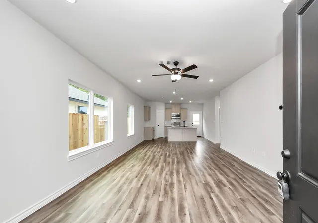 Photo 3 of Single family home for sale at 18724 Loom Dr, Conroe, TX 77306 | MLS# 85598276 | Listing updated on 2026-07-08