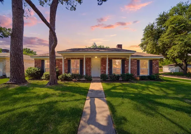1st image of 9231 Tooley Dr, Houston, TX 77031 | MLS# 87257586