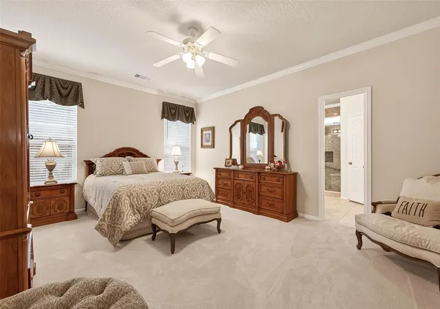 3rd image of 522 Beauregard Dr, Conroe, TX 77302 | MLS# 76335907