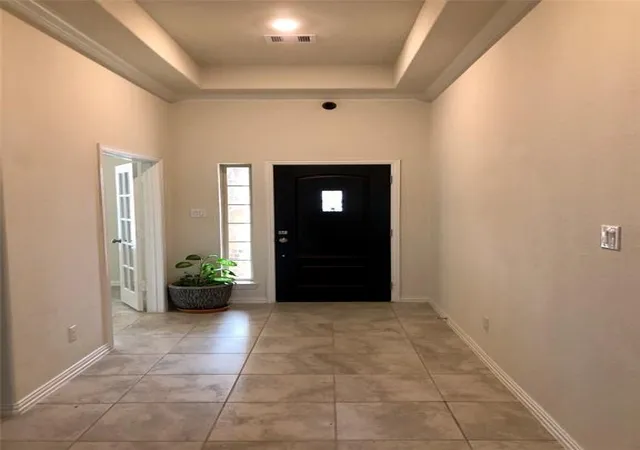 Photo 3 of Single family home for sale at 2923 Millstream Ct, Dickinson, TX 77539 | MLS# 7960143 | Listing updated on 2026-09-08