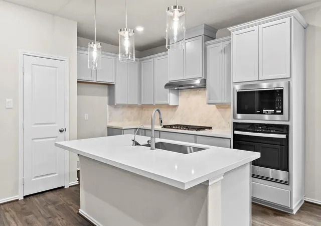 Photo 2 of Single family home for sale at 9383 Cordial Cir, Montgomery, TX 77316 | MLS# 21239440 | Listing updated on 2026-09-13