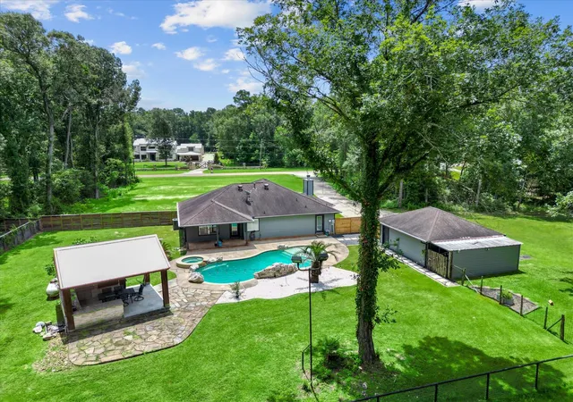 Photo 3 of Single family home for sale at 23963 Majestic Forest, New Caney, TX 77357 | MLS# 76795624 | Listing updated on 2026-09-17