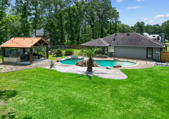 Photo 3 of Single family home for sale at 23963 Majestic Forest, New Caney, TX 77357 | MLS# 76795624 | Listing updated on 2026-09-17