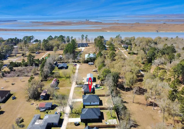 Homes for sale in Anahuac, TX | 118 Nelson Rd, Anahuac, TX 77514 | MLS# 86295612