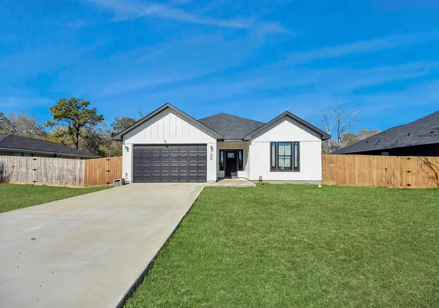 Homes for sale in Anahuac, TX | 118 Nelson Rd, Anahuac, TX 77514 | MLS# 86295612