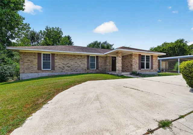 Photo 1 of Single family home for sale at 12915 33rd 1/2 St, Santa Fe, TX 77510 | MLS# 5292151 | Listing updated on 2026-09-20