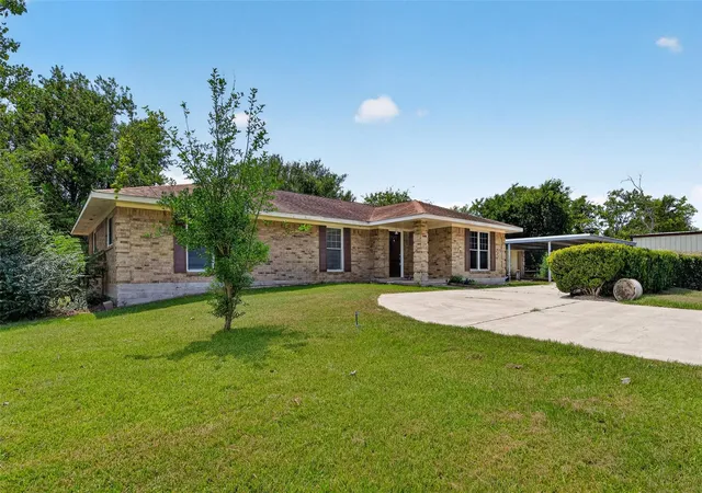 Photo 3 of Single family home for sale at 12915 33rd 1/2 St, Santa Fe, TX 77510 | MLS# 5292151 | Listing updated on 2026-09-20