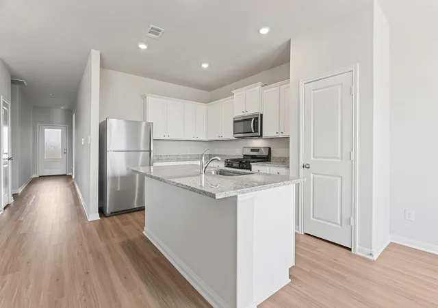 3rd image of 1023 Rosewood Trl, Beasley, TX 77417 | MLS# 23864182