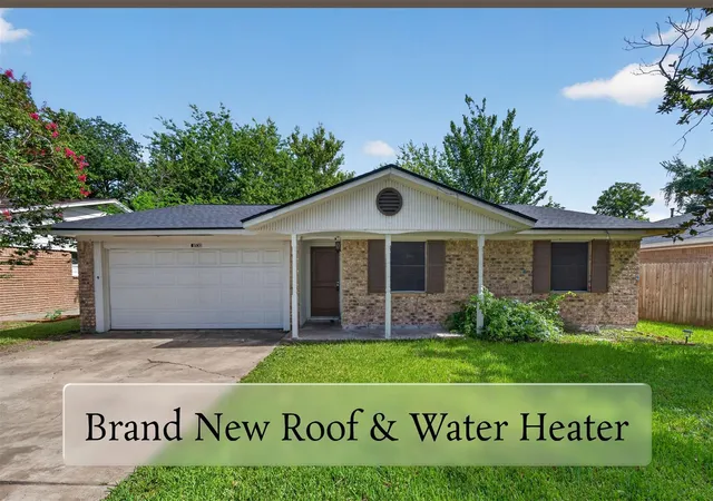 Photo 1 of Sale Pending at 8530 Cedel Dr, Houston, TX 77055 | MLS# 82886955 | Listing updated on 2026-09-16