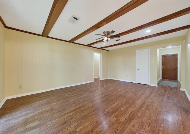 Photo 4 of Sale Pending at 8530 Cedel Dr, Houston, TX 77055 | MLS# 82886955 | Listing updated on 2026-09-16