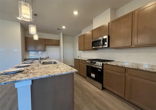 5th image of 336 Palero Path, Brookshire, TX 77423 | MLS# 64061546