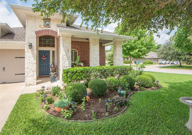 Homes for sale in Brenham, TX | 2200 Infield Ct, Brenham, TX 77833 | MLS# 25165709