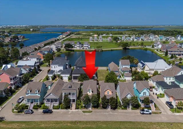 Photo 3 of Single family home for sale at 7 Sunrise Row, Galveston, TX 77554 | MLS# 47076721 | Listing updated on 2026-09-19