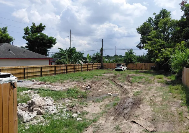Photo 2 of Land for sale at 3210 Oklahoma St, Houston, TX 77093 | MLS# 29991956 | Listing updated on 2026-08-12