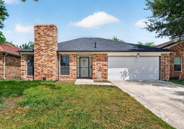 1st image of 3119 Jewel Ann St, Houston, TX 77082 | MLS# 74562492