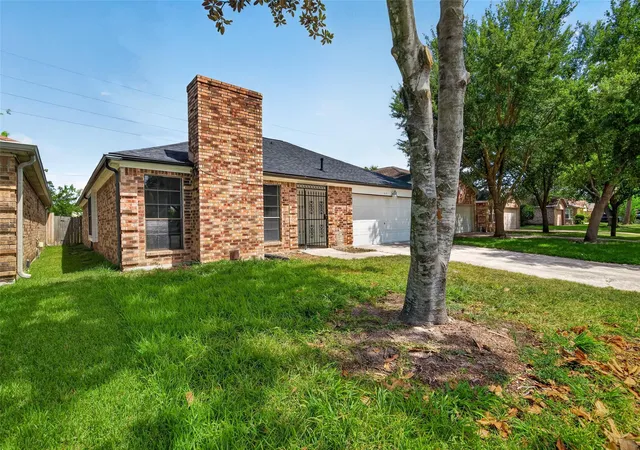 2nd image of 3119 Jewel Ann St, Houston, TX 77082 | MLS# 74562492