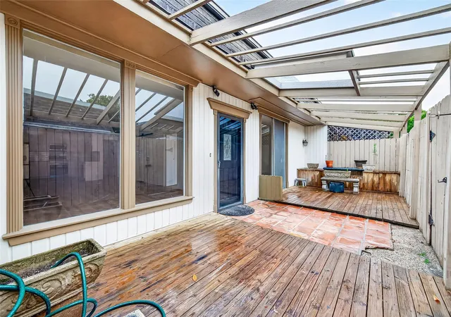 5th image of 3300 Yorktown St #28, Houston, TX 77056 | MLS# 67985111
