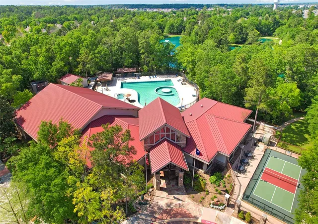 Photo 41 of Single family home for sale at 43 Tarrytown Way, Conroe, TX 77384 | MLS# 14600049 | Listing updated on 2026-08-30