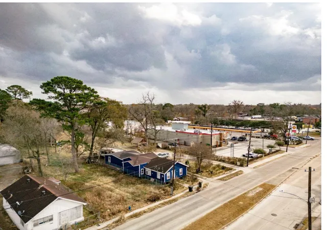 Photo 2 of Land for sale at 7902 Lockwood Dr, Houston, TX 77016 | MLS# 35503181 | Listing updated on 2026-06-03