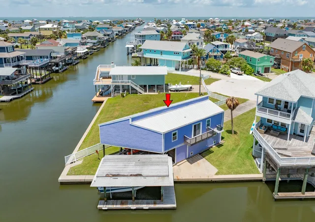 Photo 2 of Single family home for sale at 22127 Zapata Dr, Galveston, TX 77554 | MLS# 93005243 | Listing updated on 2026-09-10