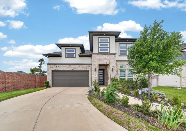 Photo 1 of Single family home for sale at 1303 Willow Walk Dr, Missouri City, TX 77459 | MLS# 96461329 | Listing updated on 2026-07-05