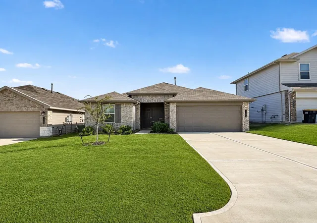 3rd image of 11936 Summer Oak Trl, Willis, TX 77318 | MLS# 30686807