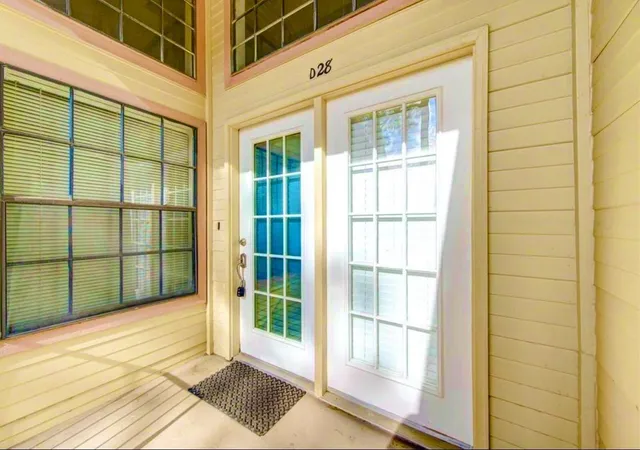 Photo 2 of Condo for sale at 16800 Sugar Pine Dr #D28, Houston, TX 77090 | MLS# 41644727 | Listing updated on 2026-08-27
