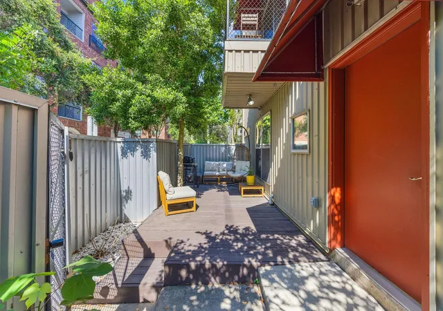 3rd image of 824 Ruthven St, Houston, TX 77019 | MLS# 45365646