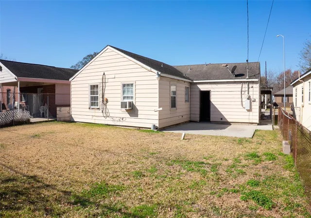 20th image of 423 Exchange St, Houston, TX 77020 | MLS# 52224459