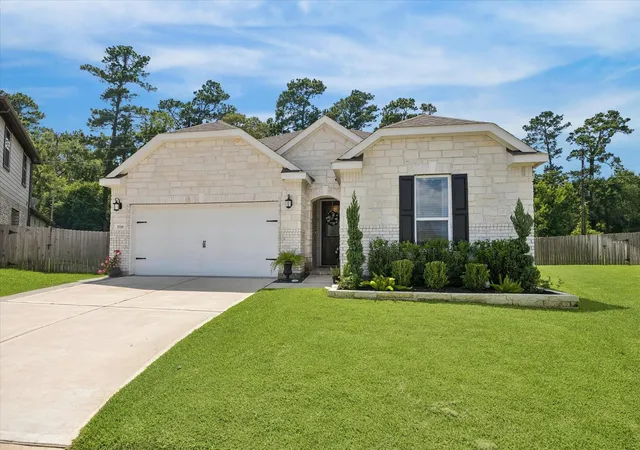 Photo 1 of Single family home for sale at 39200 Canyonville Ct, Magnolia, TX 77354 | MLS# 80708508 | Listing updated on 2026-09-18