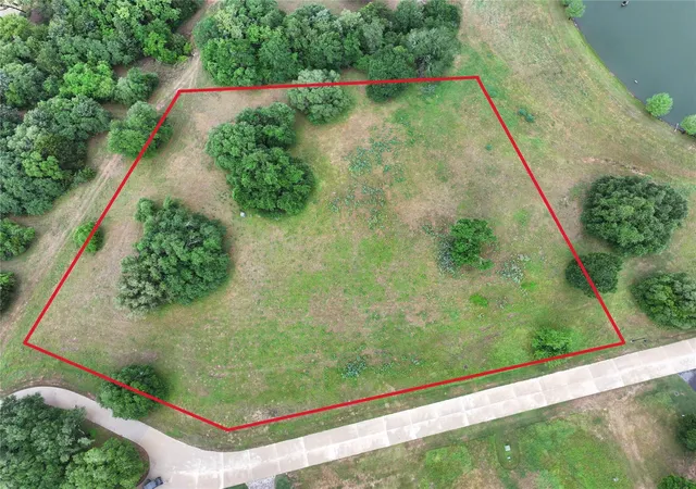 2nd image of 114 Red Stag Lane, Columbus, TX 78934 | MLS# 86396725