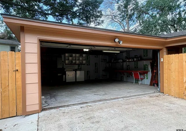 Photo 3 of Single family home for sale at 18023 Mountfield Dr, Houston, TX 77084 | MLS# 43423648 | Listing updated on 2026-08-30