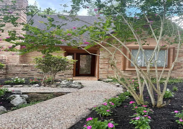 Photo 4 of Single family home for sale at 18023 Mountfield Dr, Houston, TX 77084 | MLS# 43423648 | Listing updated on 2026-08-30