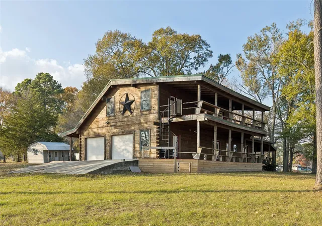 Photo 2 of Single family home for sale at 384 Lonesome Dove Trl, Trinity, TX 75862 | MLS# 14080261 | Listing updated on 2026-07-17