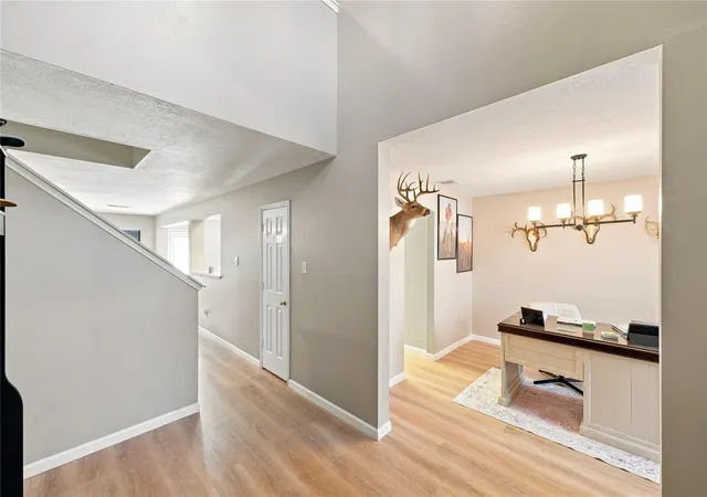 4th image of 217 Fox Springs Ct, Dickinson, TX 77539 | MLS# 55310306
