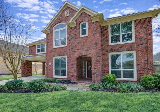 3rd image of 2327 Centerbrook Ln, Katy, TX 77450 | MLS# 48696535