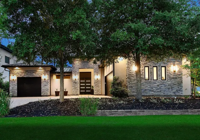 Homes for sale in The Woodlands, TX | 10 Kingscote Way, The Woodlands, TX 77382 | MLS# 59707535
