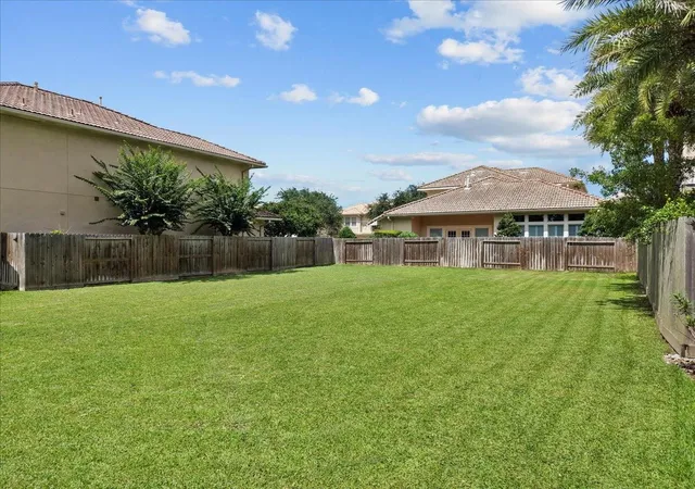 Homes for sale in Kemah, TX | 403 Waterford Wy, Kemah, TX 77565 | MLS# 19410078