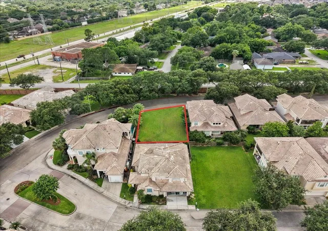 Homes for sale in Kemah, TX | 403 Waterford Wy, Kemah, TX 77565 | MLS# 19410078