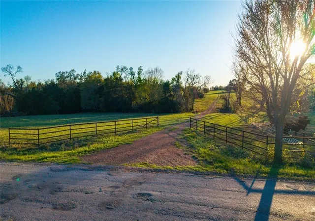1st image of 1700 County Road 216, Giddings, TX 78942 | MLS# 60856592