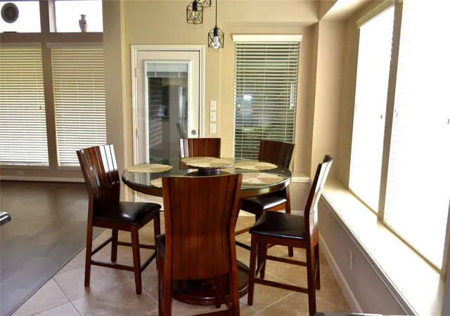 Photo 3 of Single family home for sale at 5106 Autumn Rose Ln, Sugar Land, TX 77479 | MLS# 5478069 | Listing updated on 2026-09-15