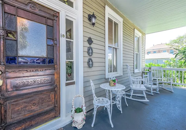 Photo 3 of Single family home for sale at 1815 Ursuline St, Galveston, TX 77550 | MLS# 19275000 | Listing updated on 2026-08-04