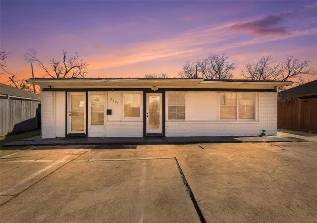 Photo 3 of Single family home for sale at 2205 Strawberry Rd, Pasadena, TX 77502 | MLS# 11940016 | Listing updated on 2026-05-14
