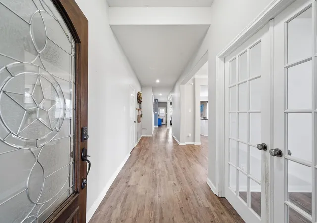 Photo 3 of Sale Pending at 8911 Henrico Ln, Rosenberg, TX 77469 | MLS# 16435116 | Listing updated on 2026-10-01