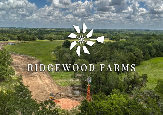 1st image of 6 Hillwood Lane, Brenham, TX 77833 | MLS# 83221091