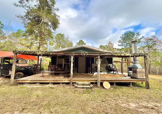 Homes for sale in Colmesneil, TX | 235 Private Road 6912, Colmesneil, TX 75938 | MLS# 58611412