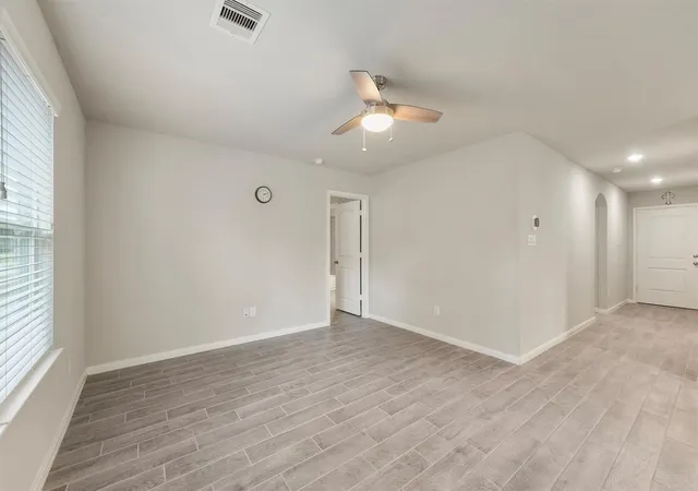 3rd image of 114 Hickory Nut St, Livingston, TX 77351 | MLS# 59547090
